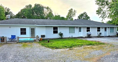 /international/us/6929-apple-lane-carbondale-il-110107658169/