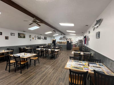 /international/us/225-main-street-mammoth-spring-ar-110108230209/
