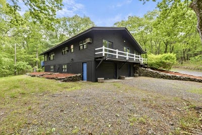/international/us/100-schnackenberg-rd-ghent-ny-110099772708/