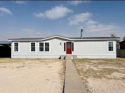 /international/us/2101-e-partridge-st-fort-stockton-tx-110107200779/