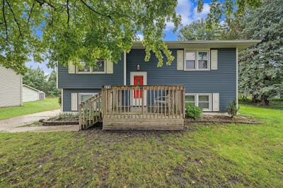 /international/us/418-2nd-street-se-bondurant-ia-110119965253/