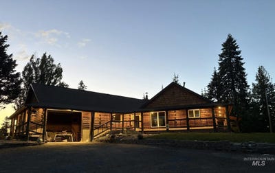 /international/us/14797-grangemont-road-orofino-id-110099489395/