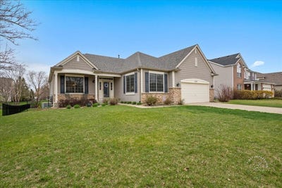 /international/us/2519-imgrund-road-north-aurora-il-110107264516/