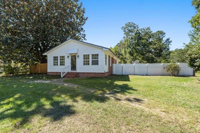 /international/us/608-woodyard-road-trenton-sc-110120069450/