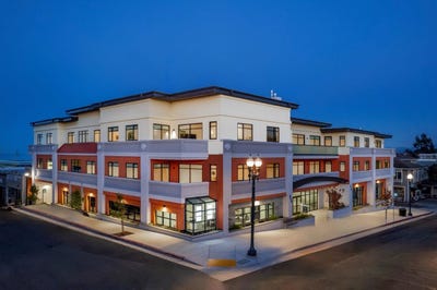 /international/us/520-lighthouse-ave-301-pacific-grove-ca-110101348026/