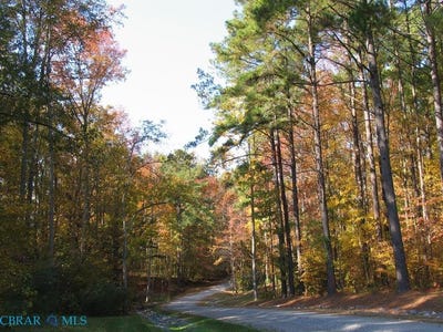 /international/us/12-glenwood-lane-irvington-va-110103306495/