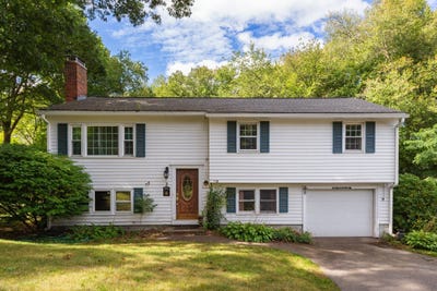 /international/us/2-ashland-street-holliston-ma-110110326173/