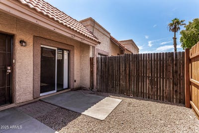 /international/us/704-n-4th-street-avondale-az-110101463695/