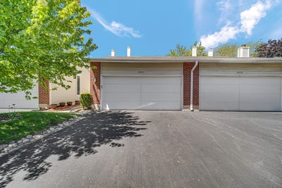 /international/us/406-hummingbird-court-deerfield-il-110108012051/