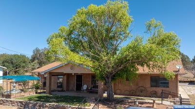 /international/us/16-old-little-walnut-road-silver-city-nm-110107923152/
