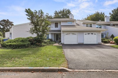 /international/us/25-sandpiper-drive-sayreville-nj-110120630254/