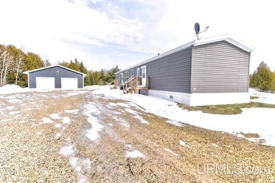 /international/us/w3910-county-road-358-stephenson-mi-110107210297/