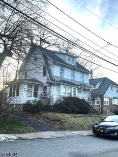 /international/us/2-forest-ct-passaic-city-nj-110100270987/