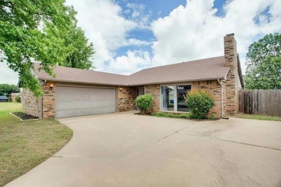 /international/us/621-deer-run-enid-ok-110108394056/