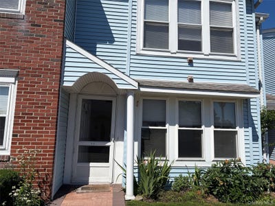/international/us/25-athens-west-babylon-ny-110109012508/