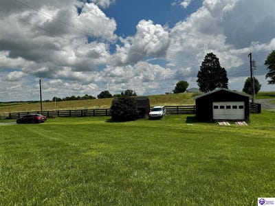 /international/us/5855-moorefield-road-carlisle-ky-110108442713/