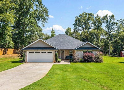 /international/us/209-lee-drive-chesnee-sc-110119572076/