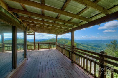 /international/us/5253-nc-226-s-highway-little-switzerland-nc-110092240676/?lang=de