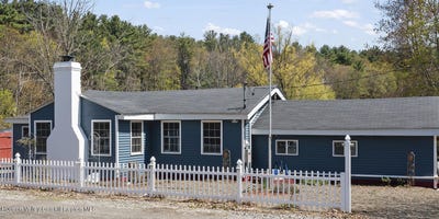 /international/us/16-robin-road-copake-ny-110107694178/