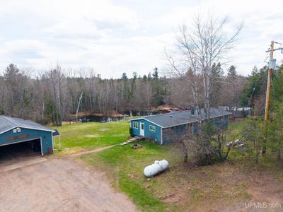 /international/us/1-co-rd-cd-ishpeming-mi-110107960873/