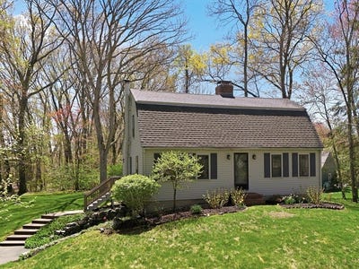 /international/us/10-lenway-rd-newbury-ma-110107960040/