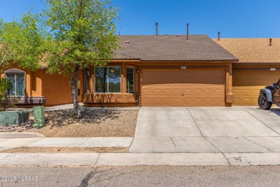 /international/us/2001-e-calle-arroyo-lindo-tucson-az-110099018892/