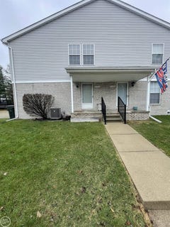 /international/us/47075-auburn-shelby-mi-110098546297/