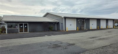 /international/us/2473-n-center-avenue-somerset-pa-110107032156/