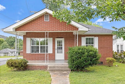 /international/us/119-wilson-street-rossville-ga-110100350186/