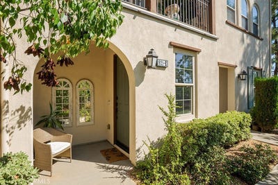 /international/us/821-e-cassia-azusa-ca-110119987656/