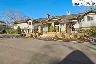 /international/us/490-clubhouse-drive-banner-elk-nc-110101501557/