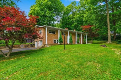 /international/us/16415-meadowville-street-se-minerva-oh-110108476112/