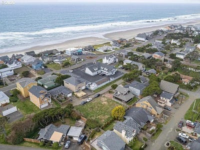 /international/us/3236-nw-keel-ave-lincolncity-or-110120617716/