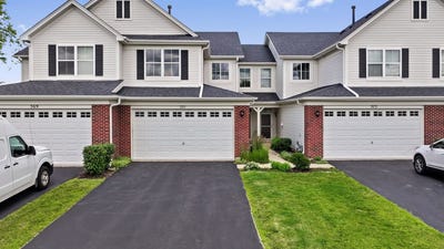 /international/us/371-mcgrath-drive-oswego-il-110108913246/