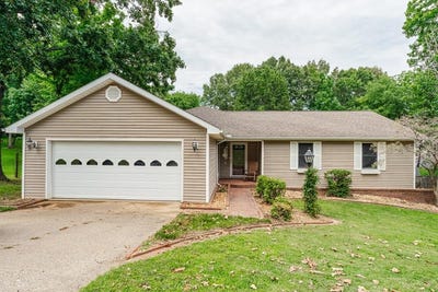 /international/us/131-carlisle-dr-madisonville-ky-110108846991/