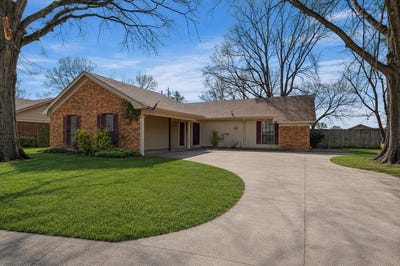 /international/us/1034-w-roselawn-drive-west-memphis-ar-110107610207/