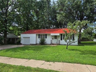 /international/us/606-s-windsor-street-windsor-mo-110101192261/?lang=zh-tw