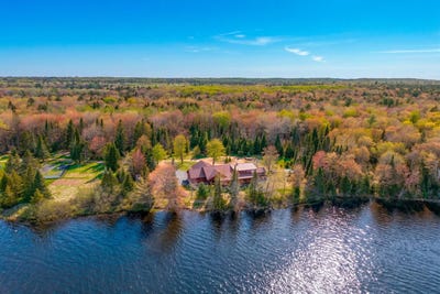 /international/us/n2862-forest-rd-6320-watersmeet-mi-110108491635/