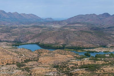 /international/us/30-camino-los-vientos-patagonia-az-110101663659/