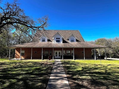 /international/us/730-panorama-road-la-grange-tx-110106364713/