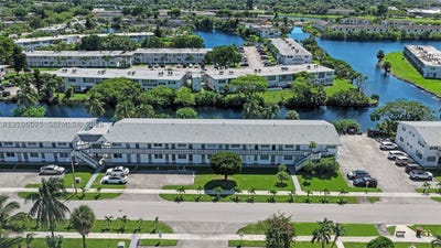/international/us/52-ne-204th-st-miami-gardens-fl-110120630008/