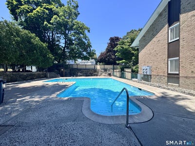 /international/us/59-rock-spring-road-stamford-ct-110108412307/