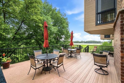 /international/us/14319-stewart-lane-minnetonka-mn-110109157678/