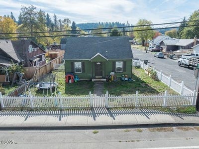 /international/us/2303-long-street-sweet-home-or-110104218099/