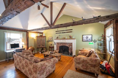 /international/us/34-main-street-wardsboro-vt-110105785317/