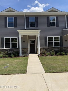 /international/us/1032-bayard-wootten-way-new-bern-nc-110105506760/