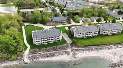 /international/us/102-whispering-shores-vermilion-oh-110104141581/