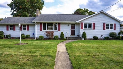 /international/us/149-greenridge-drive-horseheads-ny-110120135998/