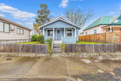 /international/us/716-7th-st-clarkston-wa-110107415617/