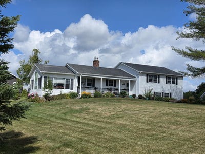 /international/us/802-mt-hope-avenue-bangor-me-110120742047/
